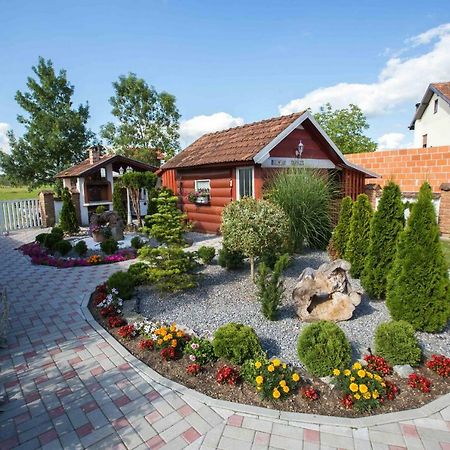 Apartments Margetic Zivike Екстер'єр фото